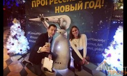 Рекламный робот на Прогрессивный Новый год для клиентов фитнес клуба Maxsimus. Казань